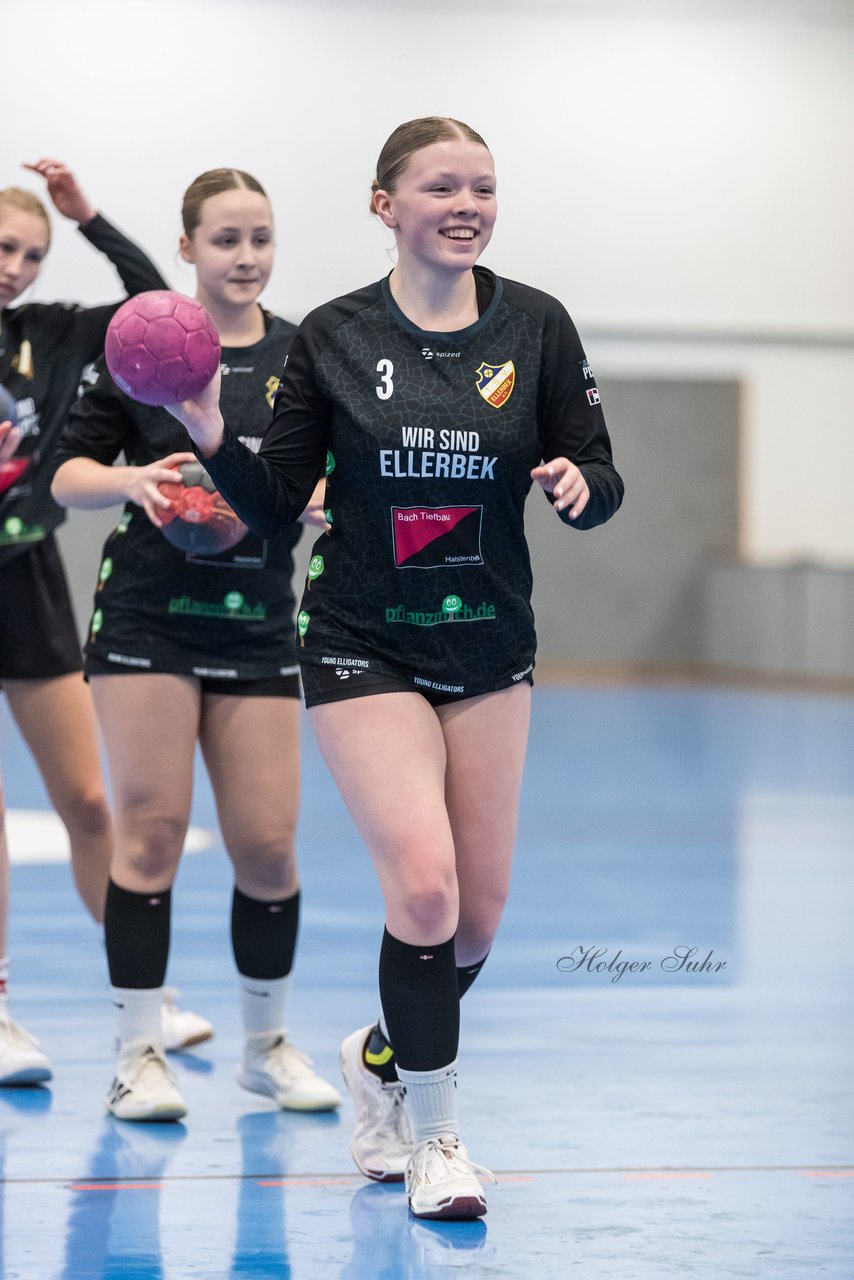 Bild 123 - wBJ TSV Ellerbek - TSV Uetersen : Ergebnis: 15:10